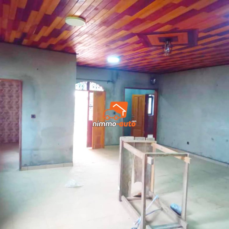 Immeuble de plusieurs appartements nouvellement construit à vendre à PK12