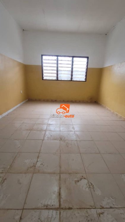 Incroyable villa à louer situé à Biyemassi montée des sœurs