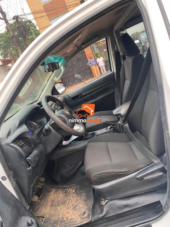 Pik up Toyota hilux ultra propre