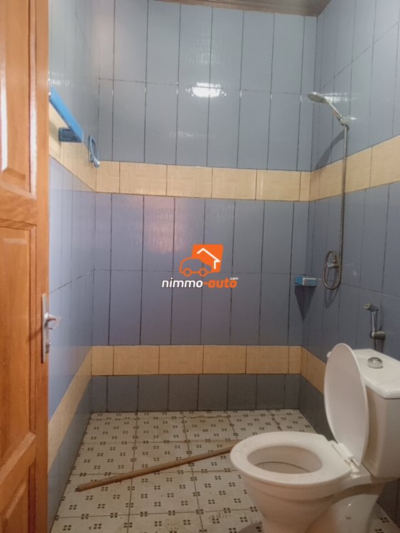 Appartement moderne bien spacieux à louer à Emana