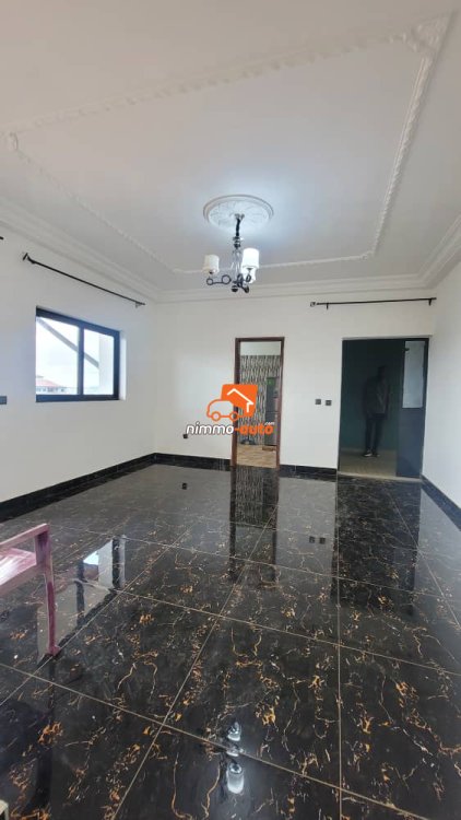 Studio ultra moderne à louer à Nsimeyong