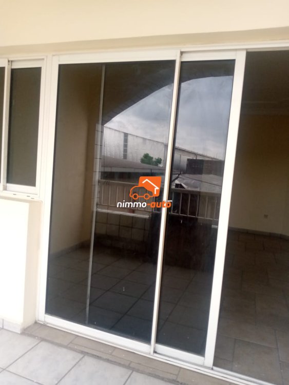 An apartment to let at Saint Michel-Terminus