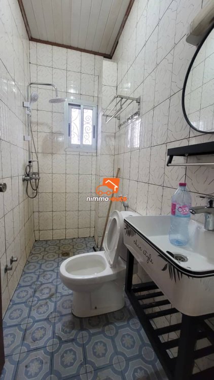 Très beau studio à louer à Damas