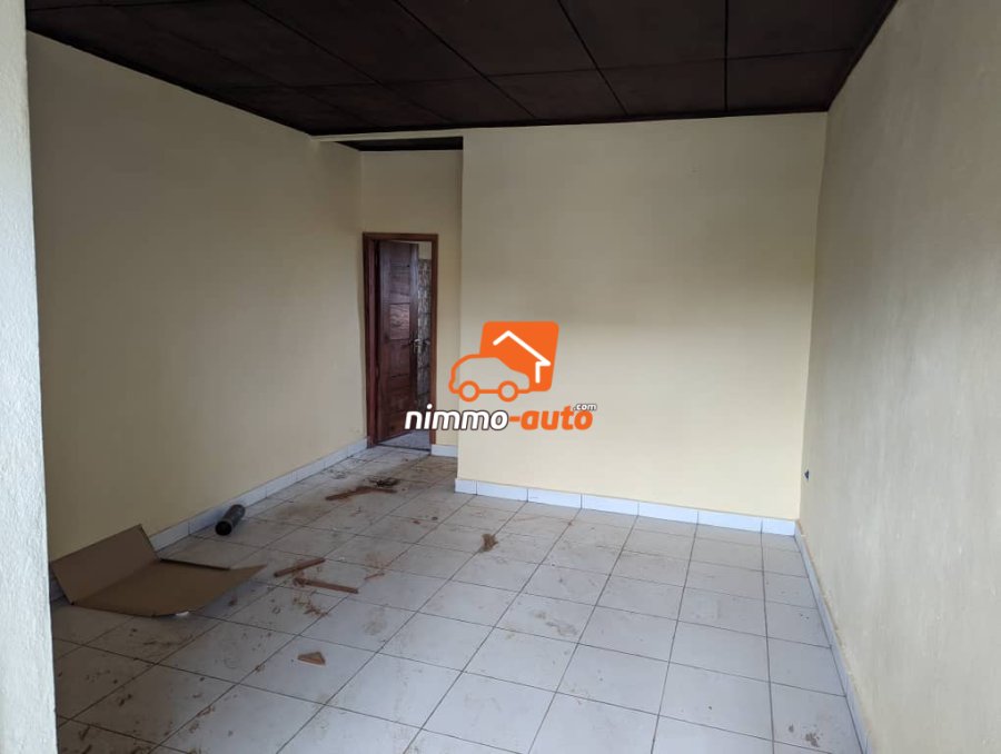 Plusieurs chambres et studios nouvellement construits à Odza