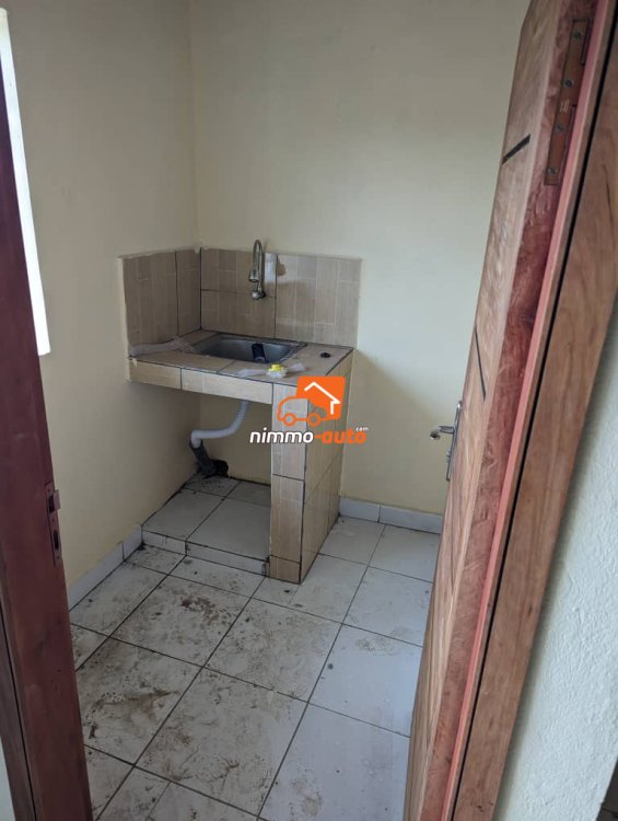 Plusieurs chambres et studios nouvellement construits à Odza