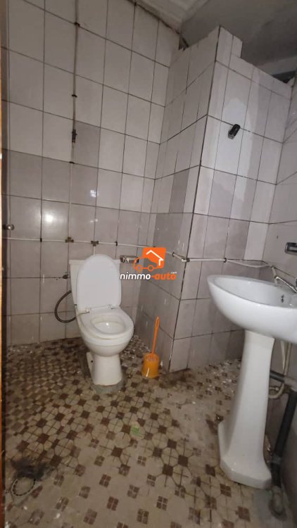 Studio moderne très bon standing à louer à Biyemassi maison blanche