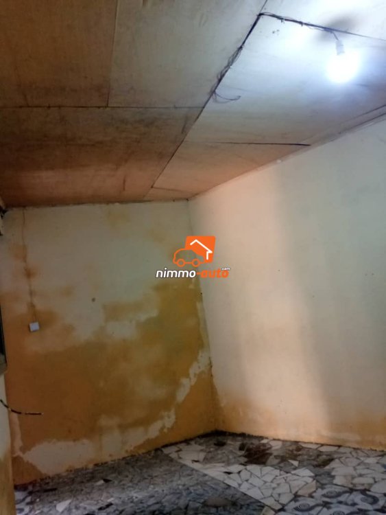 Chambre 2pièces à louer à Ndogbong