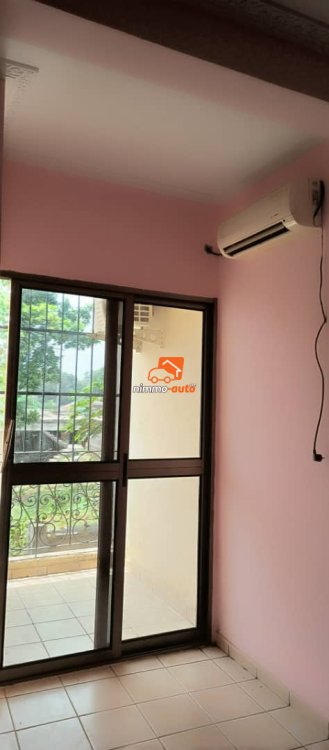 Appartement haut standing à louer au Golf/Bastos