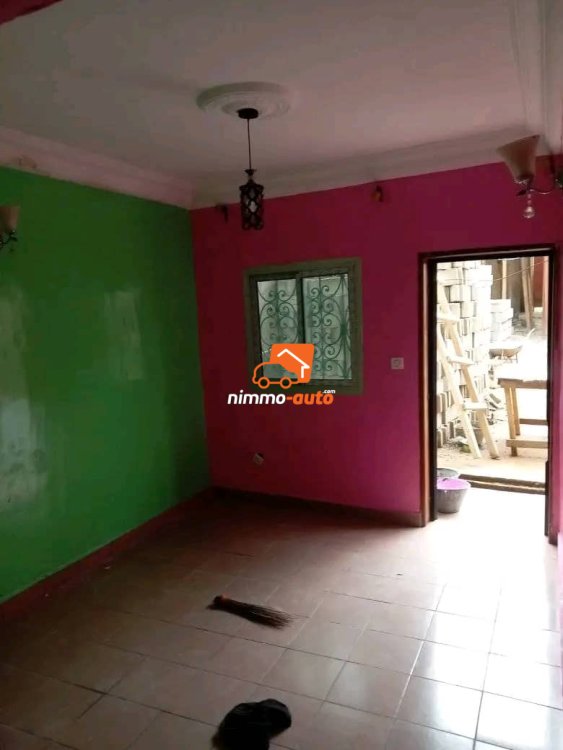 Studio moderne à louer au Carrefour MEEC