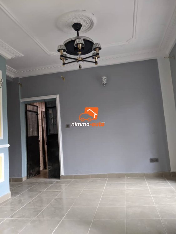 Studio moderne très bon standing à louer à Logbessou