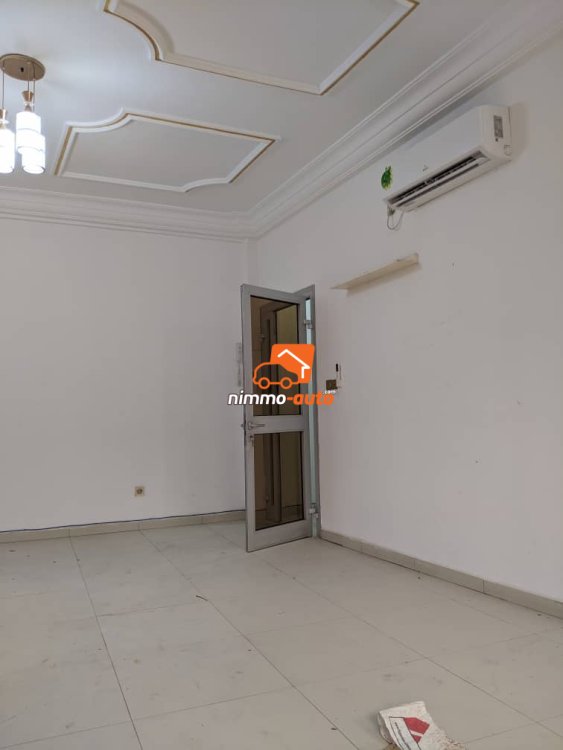 Très chic appartement moderne à louer à Ndogbong