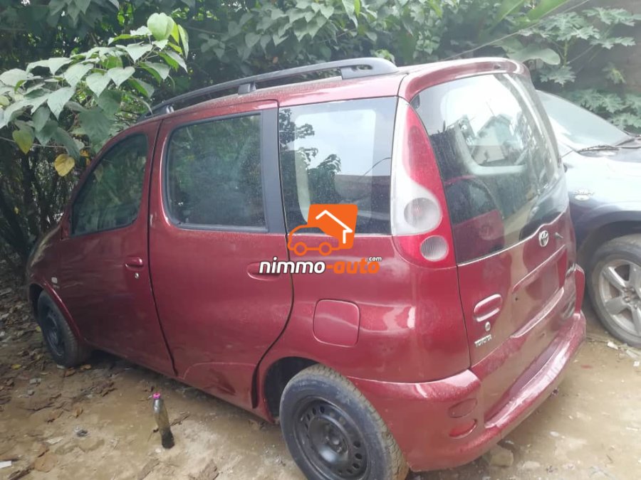 Toyota Yaris Verso 2003 à vendre à Douala