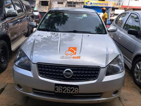 Nissan altima