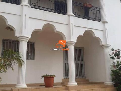 Duplex à vendre au quartier Ngousso