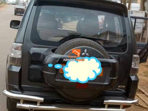 Mitsubishi Pajero 2010