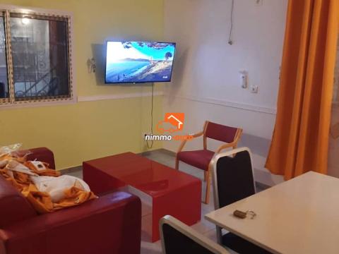 Appartement meublé bon prix à louer à Odza auberge bleue