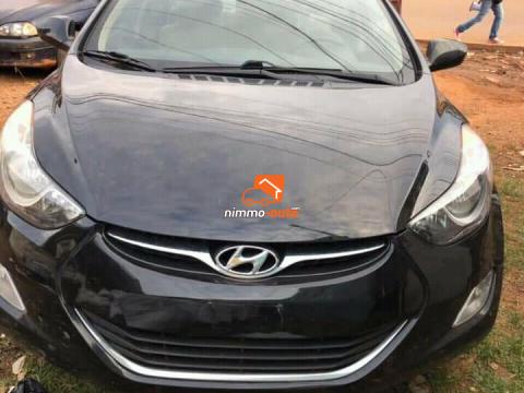 Véhicule Hyundai elantra