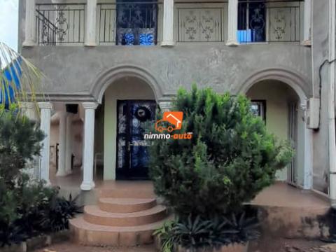 Duplex à vendre à Odza FECAFOOT