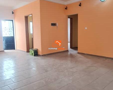 Appartement moderne très bon standing nouvellement construit à Shell Nsimeyong