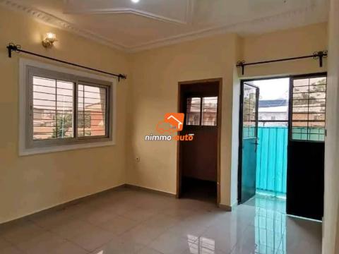 Appartement moderne haut standing à louer à Biyemassi