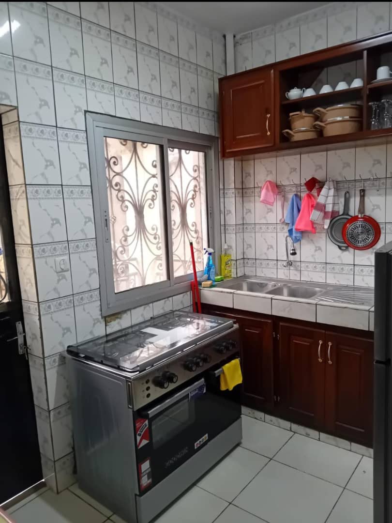 appartement meublé situé à odza