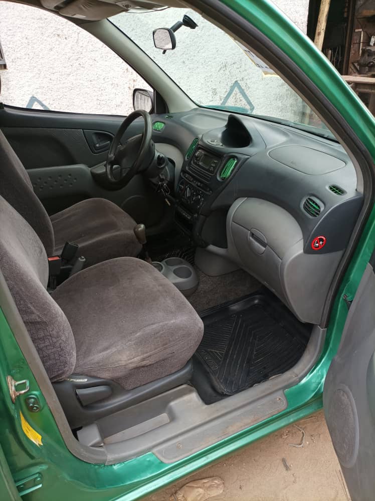 Yaris verso bien propre