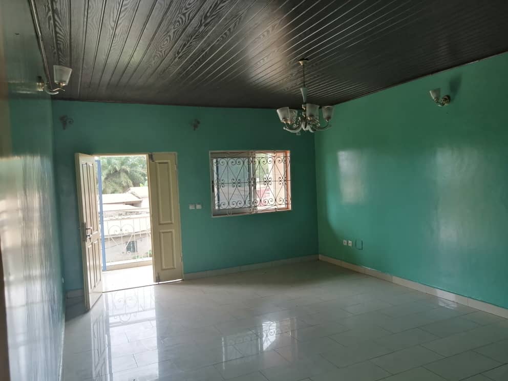 Appartement 3Ch Bon Standing à louer à Simbock