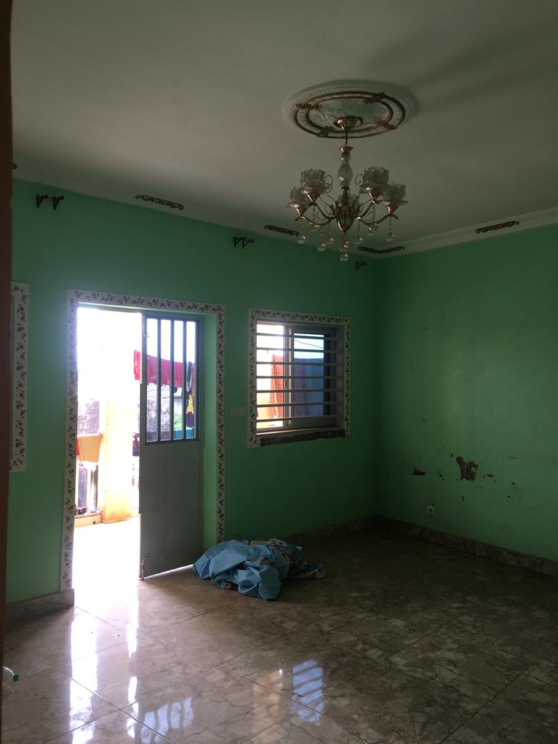 Appartement Bon Standing à louer à Etoudi