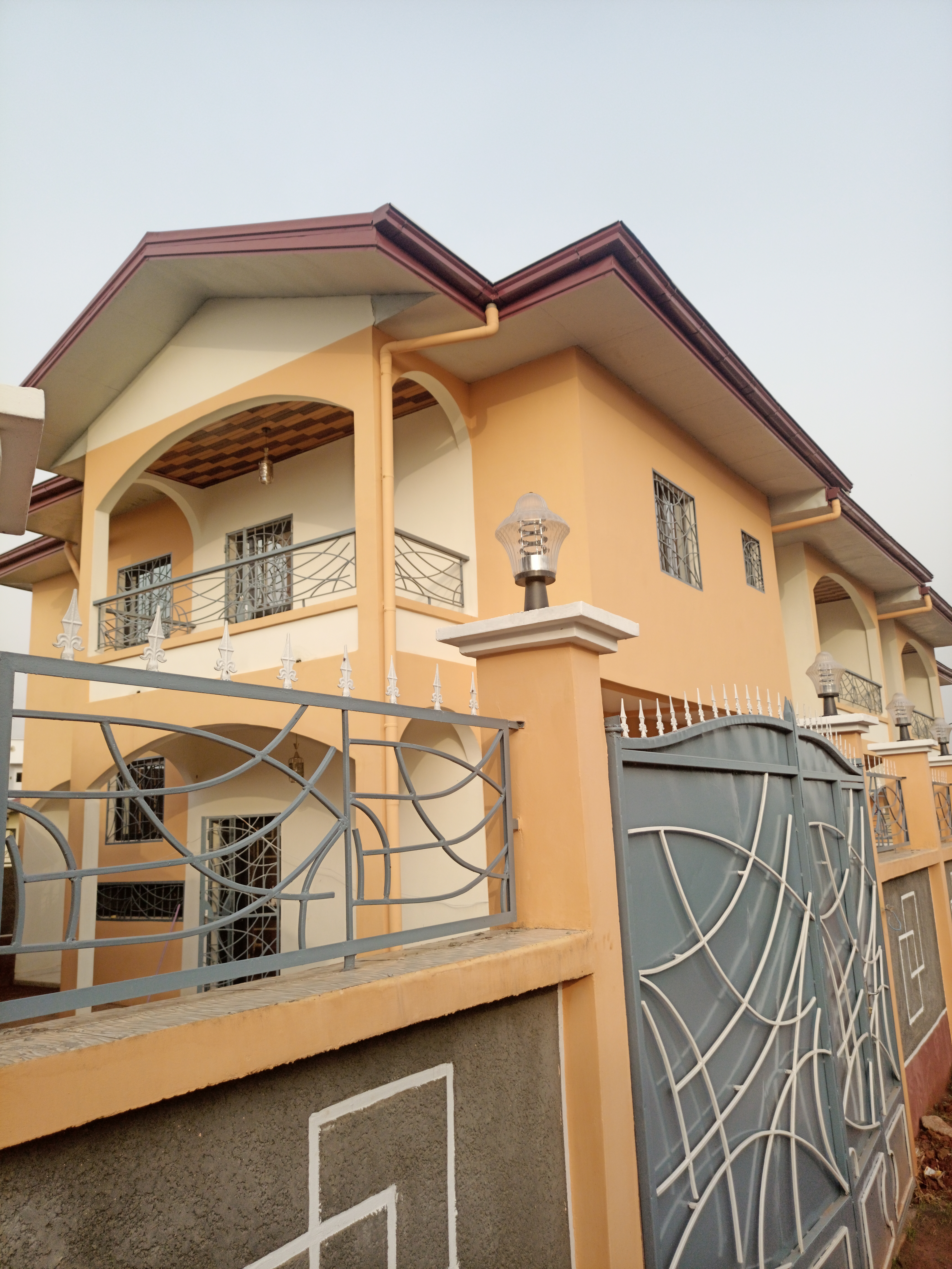 DUPLEX A LOUER NKOLFOULOU